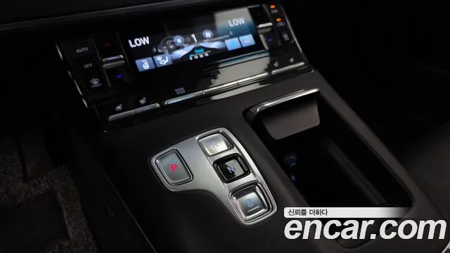 Hyundai Grandeur New — Фото автомобиля 12