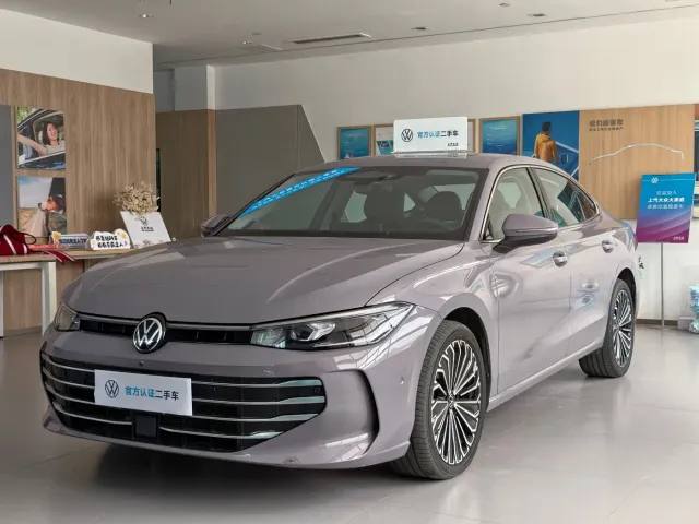 Фотография автомобиля — Volkswagen Passat