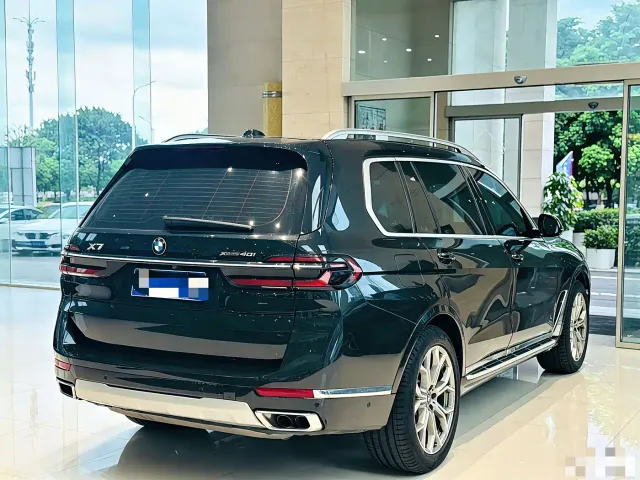 BMW X7 — Фото автомобиля 9