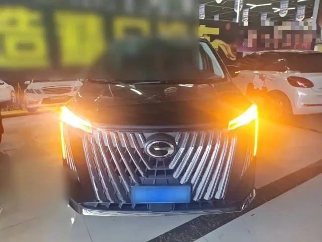 GAC Trumpchi M8 — Фото автомобиля 2