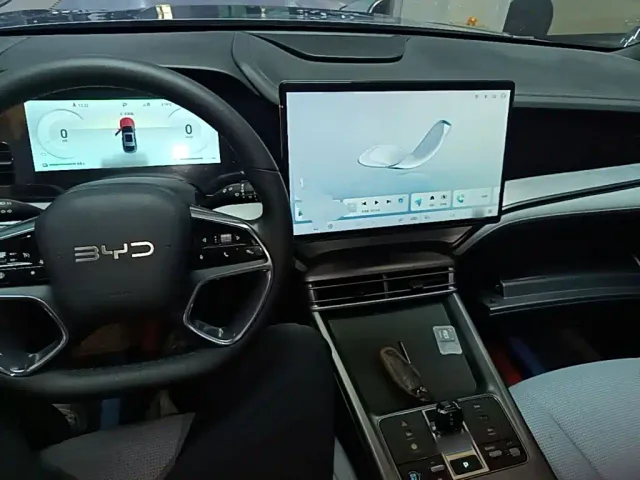 BYD Seal — Фото автомобиля 9