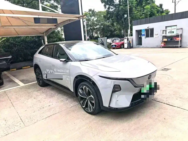 Фотография автомобиля — Mazda EZ-60