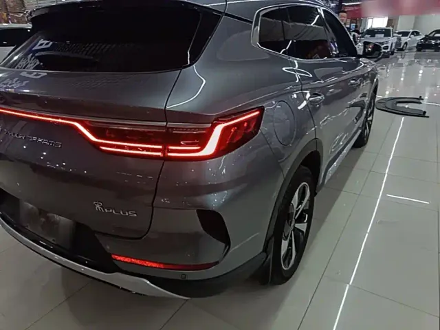 BYD Song PLUS — Фото автомобиля 7