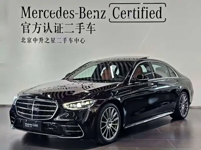 Фотография автомобиля — Mercedes-Benz S-Class