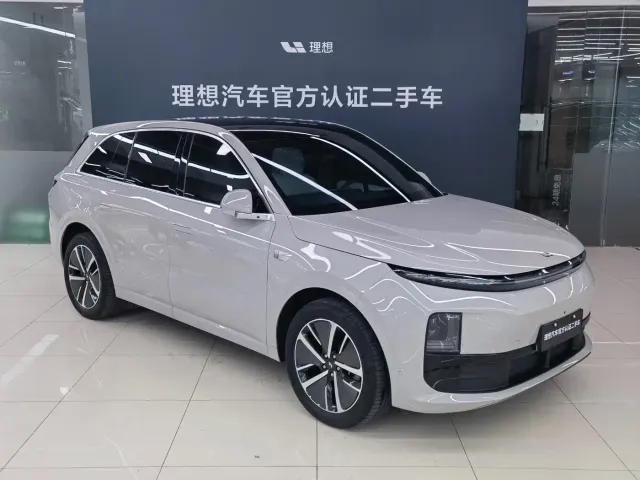 Li Auto L6 — Фото автомобиля 3