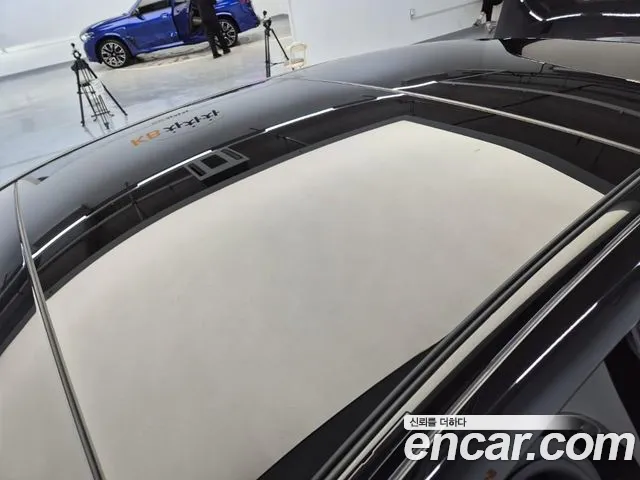 Mercedes-Benz S-Class — Фото автомобиля 13