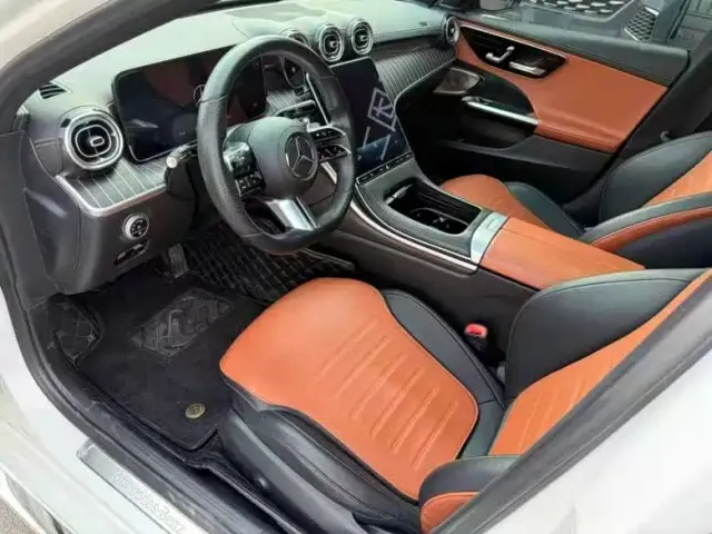 Mercedes-Benz C-Class — Фото автомобиля 3