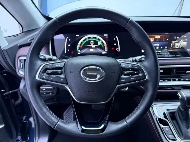 GAC Trumpchi M6 — Фото автомобиля 10