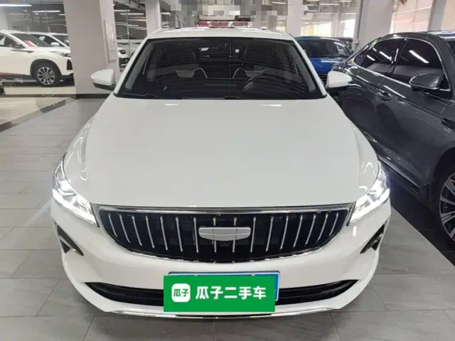 Geely Emgrand — Фото автомобиля 2