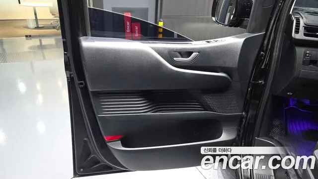 Hyundai Staria — Фото автомобиля 13