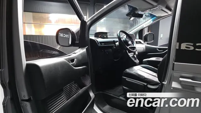 Hyundai Staria — Фото автомобиля 10