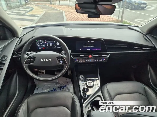 Kia Niro — Фото автомобиля 7