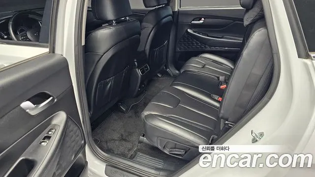 Hyundai Santa Fe Santa Fe (New) — Фото автомобиля 18
