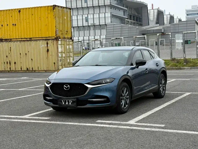 Фотография автомобиля — Mazda CX-4