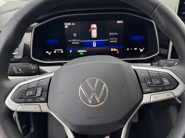 Volkswagen Sagitar — Фото автомобиля 11