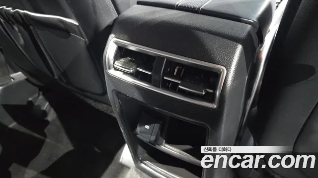 KGM Torres — Фото автомобиля 30