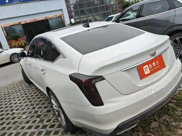 Cadillac CT5 — Фото автомобиля 4