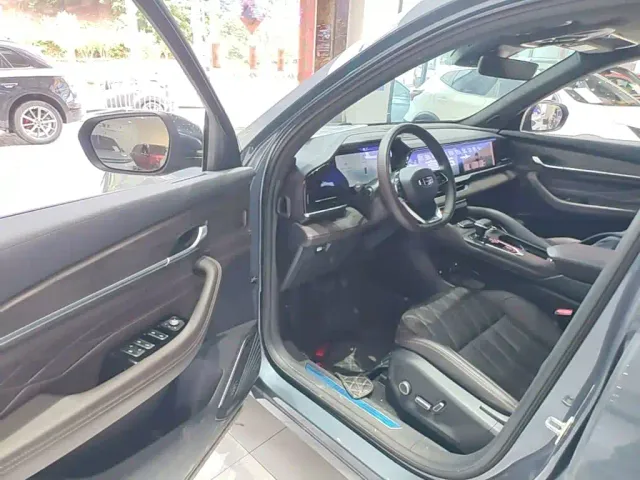 Geely Xingyue L — Фото автомобиля 15