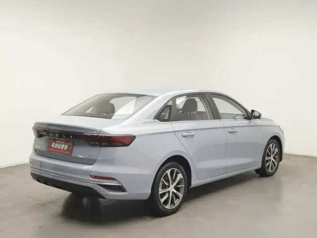 Geely Emgrand — Фото автомобиля 2