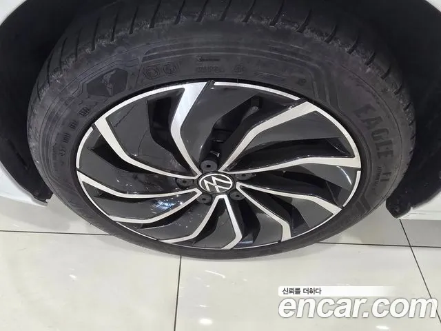 Volkswagen Golf Golf 8 поколение 2.0 TDI Prestige — Фото автомобиля 5