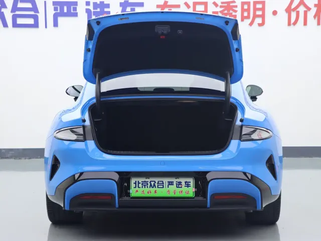 Xiaomi SU7 — Фото автомобиля 21