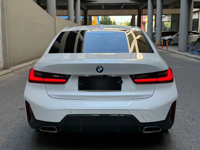 BMW 3 Series — Фото автомобиля 5