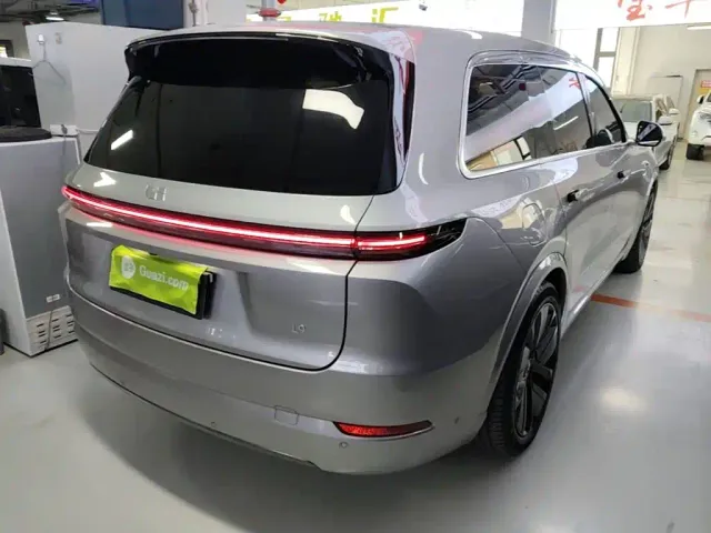 Li Auto L9 — Фото автомобиля 6