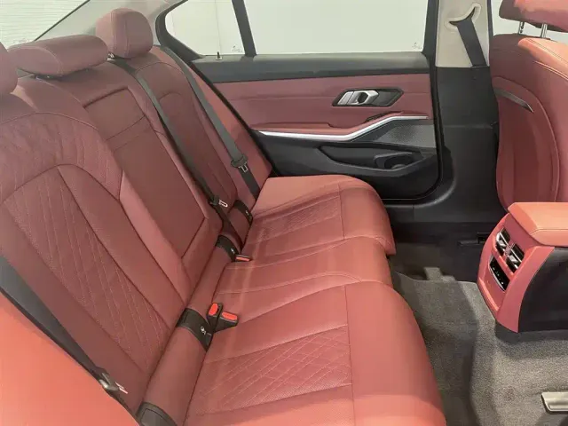 BMW i3 — Фото автомобиля 13