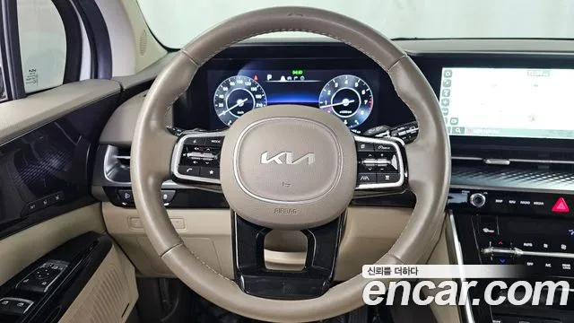 Kia Carnival Generation 4 — Фото автомобиля 19