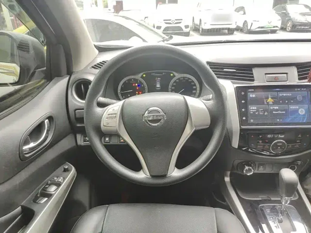 Nissan Terra — Фото автомобиля 10