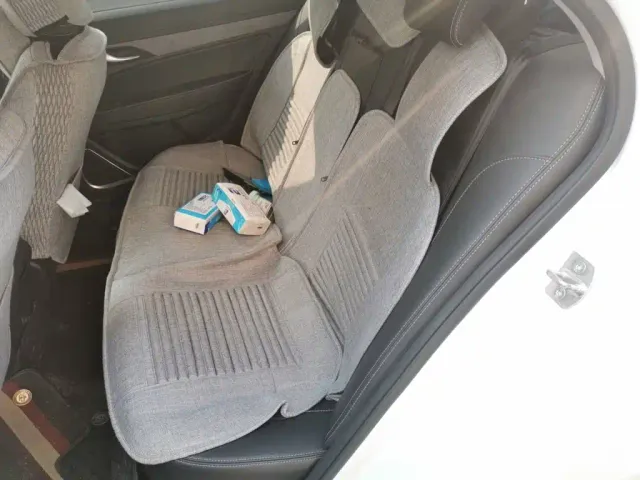 Geely Emgrand — Фото автомобиля 13