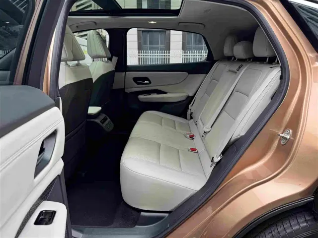 Nissan Ariya — Фото автомобиля 10