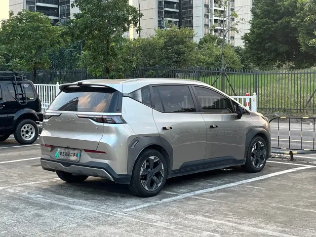 GAC Aion Y — Фото автомобиля 17