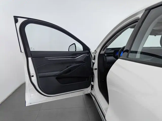 Ford Mondeo — Фото автомобиля 8