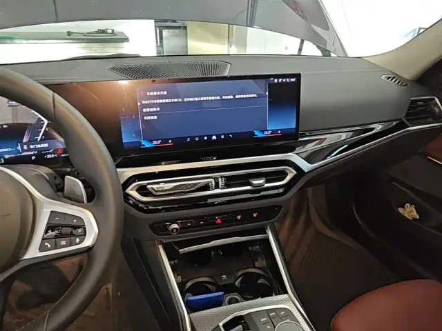 BMW 3 Series — Фото автомобиля 12