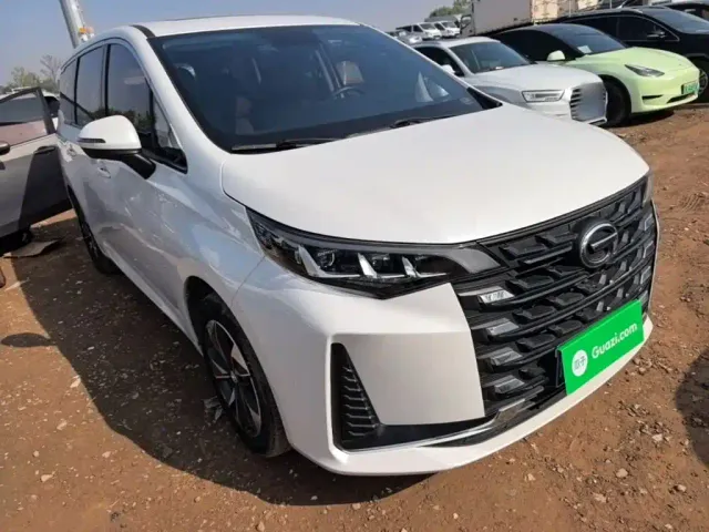 GAC Trumpchi M6 — Фото автомобиля 3