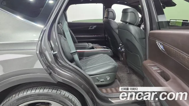 Genesis GV80 — Фото автомобиля 17