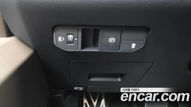 Kia PV5 — Фото автомобиля 25