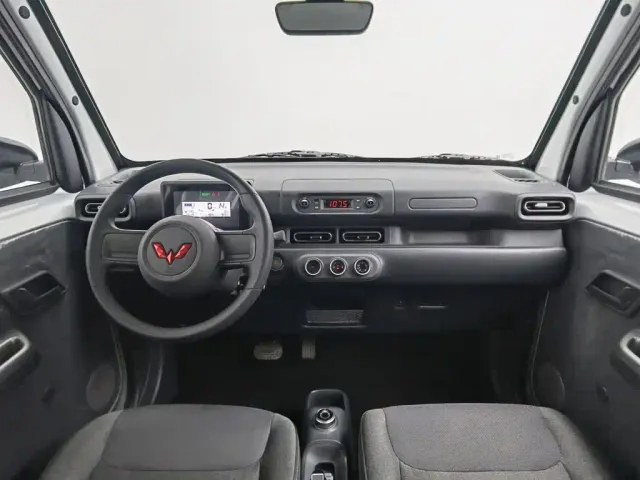 Wuling Zhiguang NEV — Фото автомобиля 5