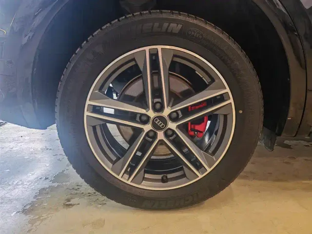 Audi Q5L Sportback — Фото автомобиля 14