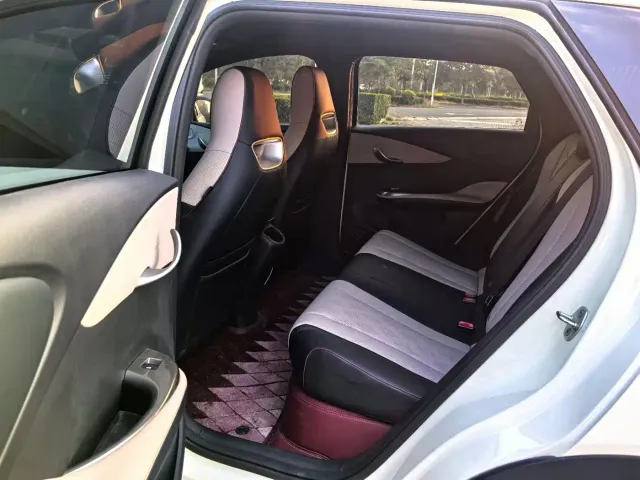 BYD Dolphin — Фото автомобиля 6
