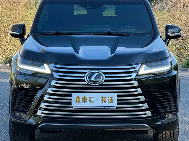 Lexus LX — Фото автомобиля 2