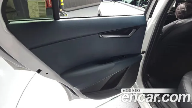 Kia Niro All Niro EV Earth — Фото автомобиля 25