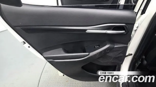 Kia Seltos — Фото автомобиля 14
