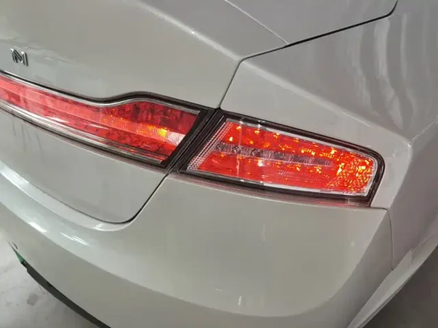 Lincoln MKZ — Фото автомобиля 7