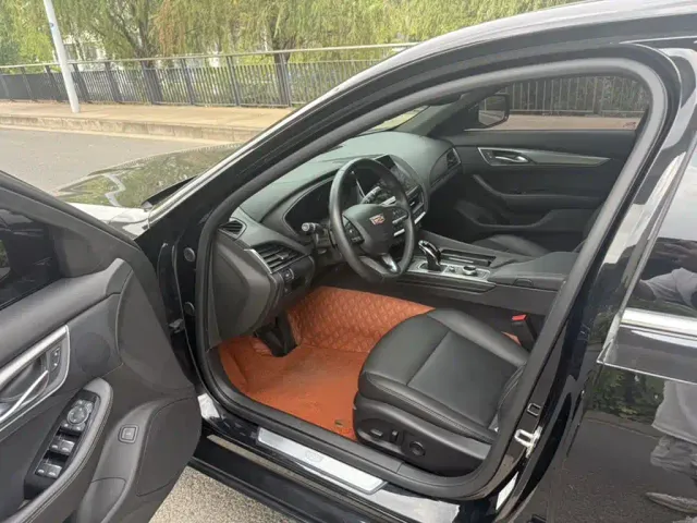 Cadillac CT5 — Фото автомобиля 6