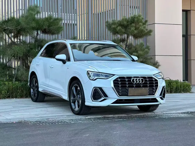 Audi Q3 — Фото автомобиля 2