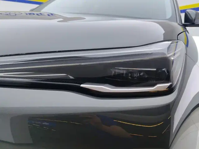Geely Galaxy E5 — Фото автомобиля 5