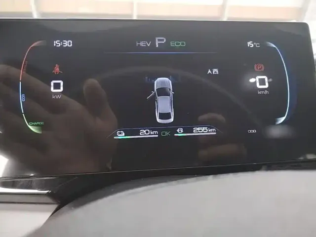 BYD Qin PLUS — Фото автомобиля 10