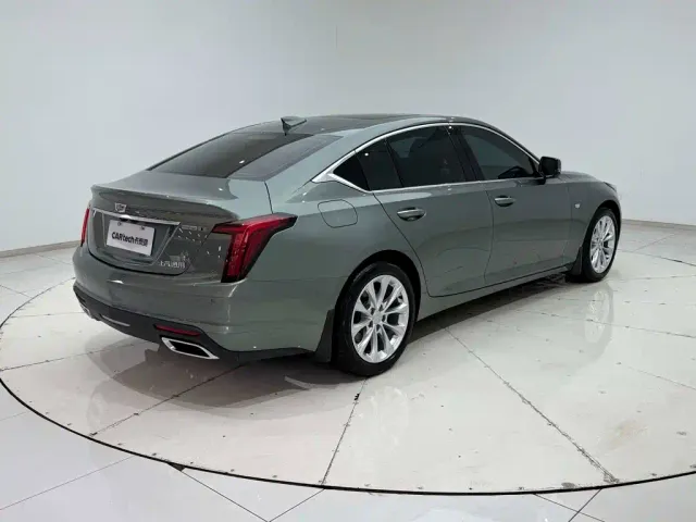 Cadillac CT5 — Фото автомобиля 27
